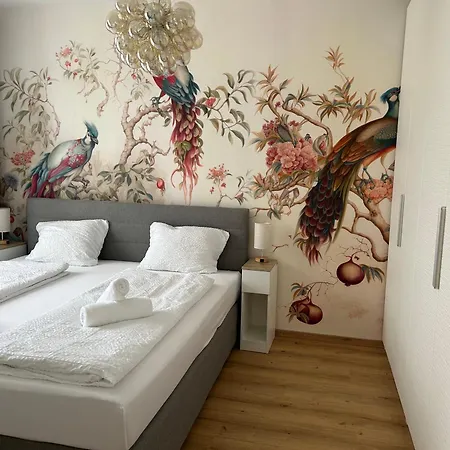 Mydistrict Hidden Gems - Innrain 02 Apartament