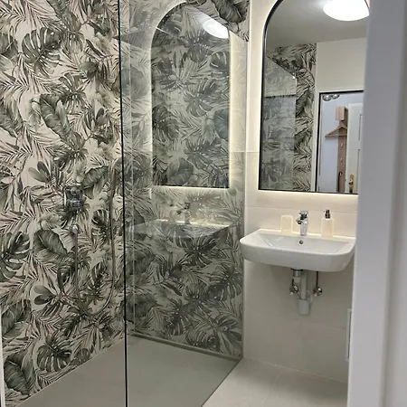 Apartamento Mydistrict Hidden Gems - Innrain 02